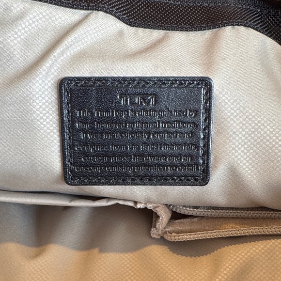 Tumi Larkin Hayes Triple Compartment Tote Bag - Picture 2 of 16